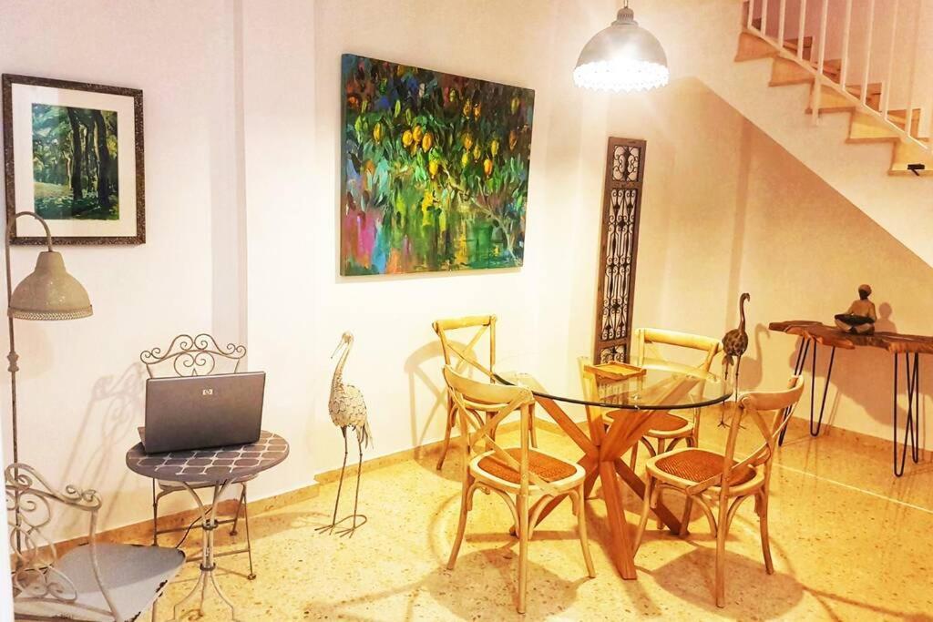 דירות סביליה El Patio De San Bernardo מראה חיצוני תמונה
